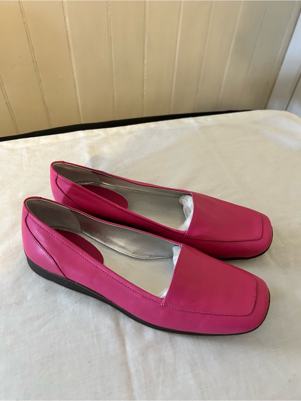 Aerosols Pink Leather Square Toe Loafer Flats/Size 8 M/NWOT